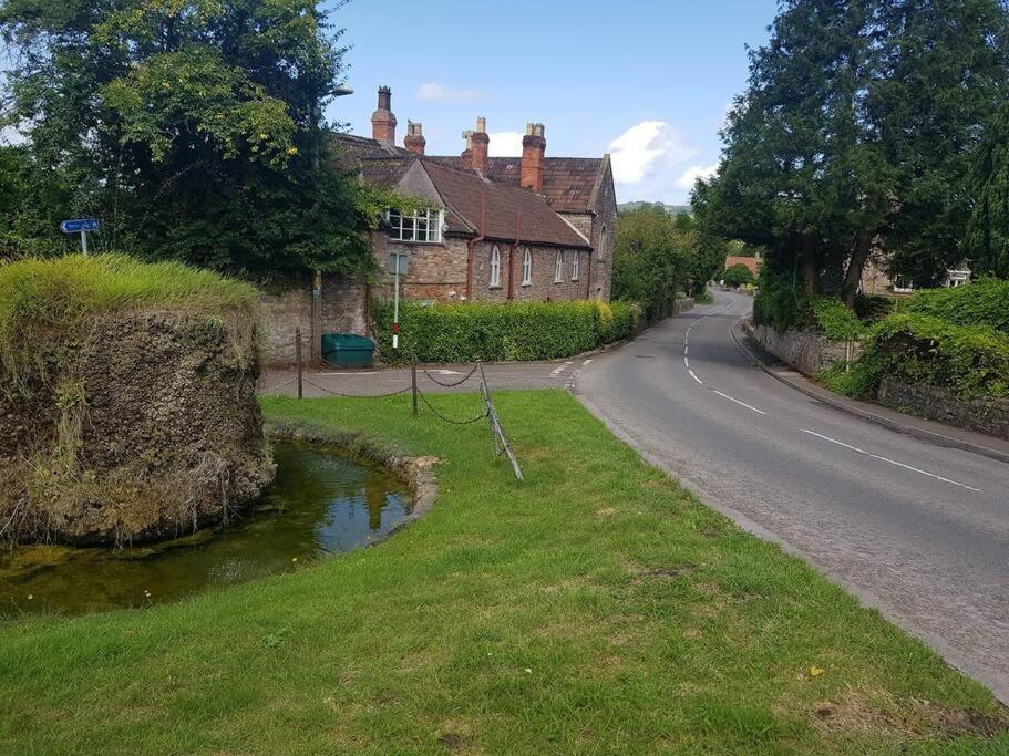 Cosy Studio Retreat In Wells, Somerset المظهر الخارجي الصورة