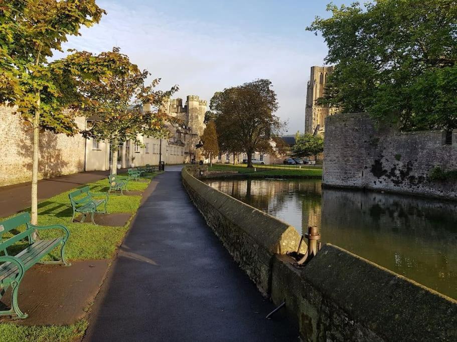Cosy Studio Retreat In Wells, Somerset المظهر الخارجي الصورة